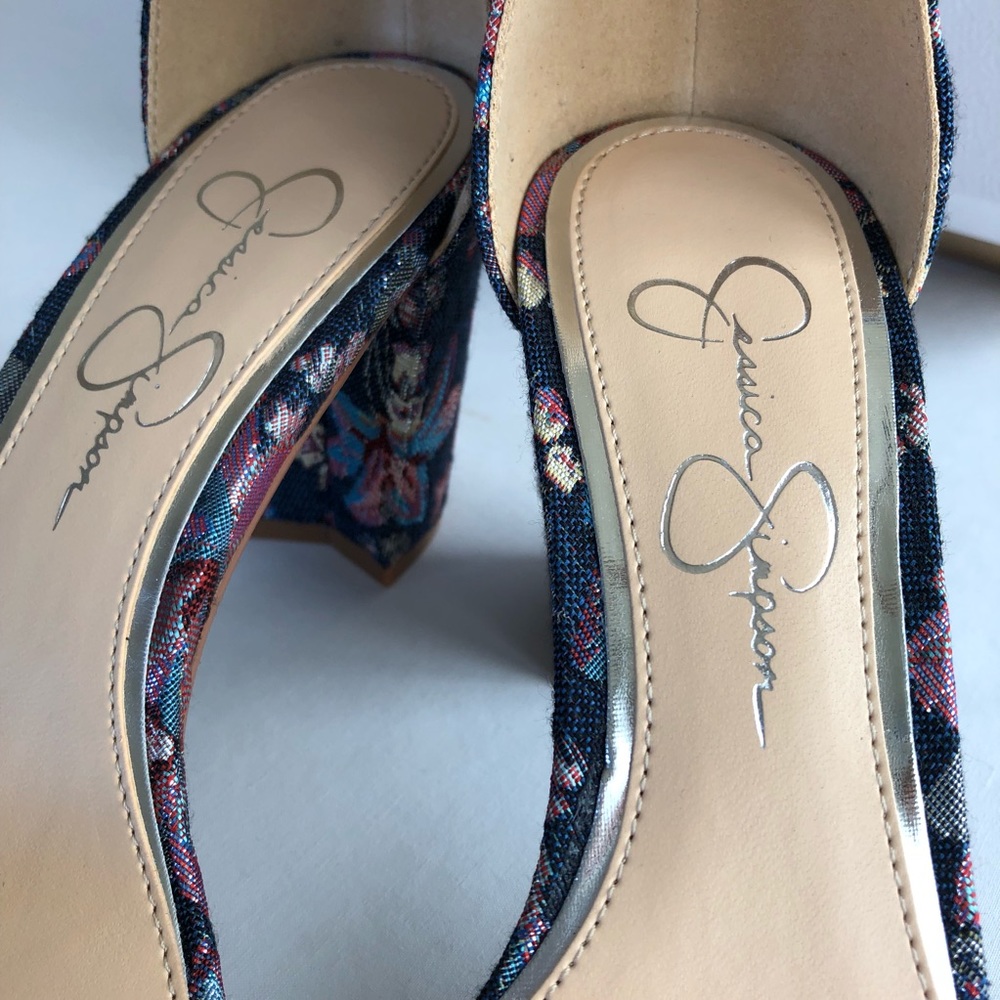 {Jessica Simpson} Floral Block Heel Sandal - Picture 6 of 8